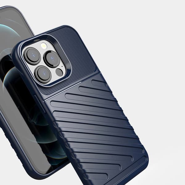 Thunder Case flexibelt armerat skal till iPhone 13 Pro grönt