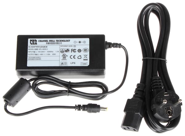 POE-SWITCH DS-3E0106HP-E 4-PORTARS Hikvision