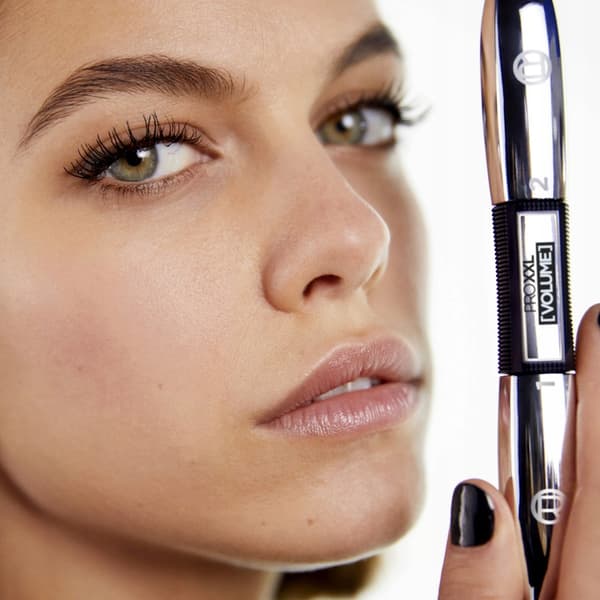 L'Oréal PRO XXL VOLUME Mascara 3D Volymeffekt Två borstar