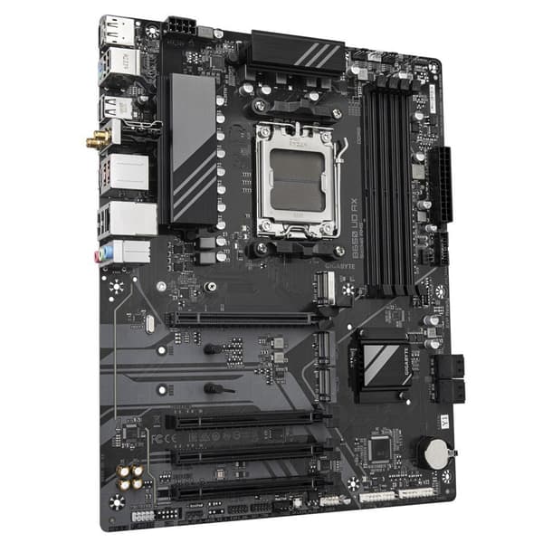Gigabyte B650 UD AX bundkort
