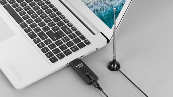Digital tuner USB TV DVB-T2 H.265 HEVC Rebel