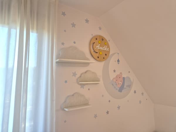 Tulajka natlampe med navnet Måne og stjerner