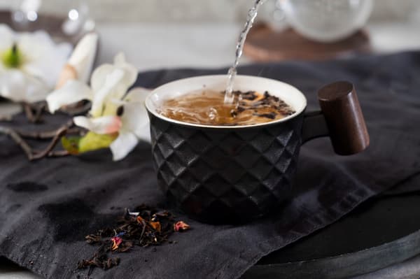 Porslinskopp 180 ml för te och kaffe modern svart