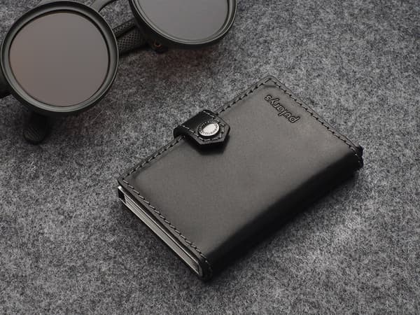EASY WALLET lavet af Nomad garvet læder, sort