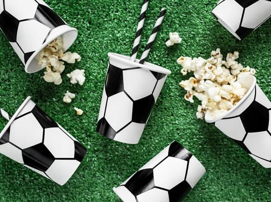FOTBOLLSET: Tallrikar, Muggar, Ballonger
