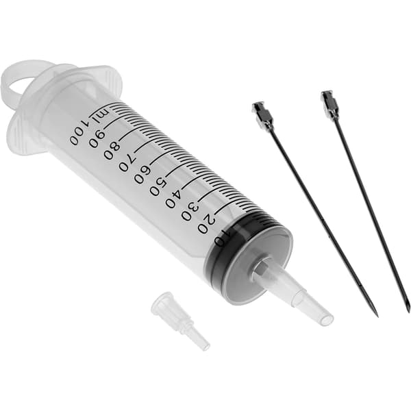 100 ml injektori + 2 neulaa
