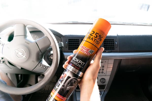 MOJE AUTO - Kokpit Blank - Sort 600ml (750ml Promo)