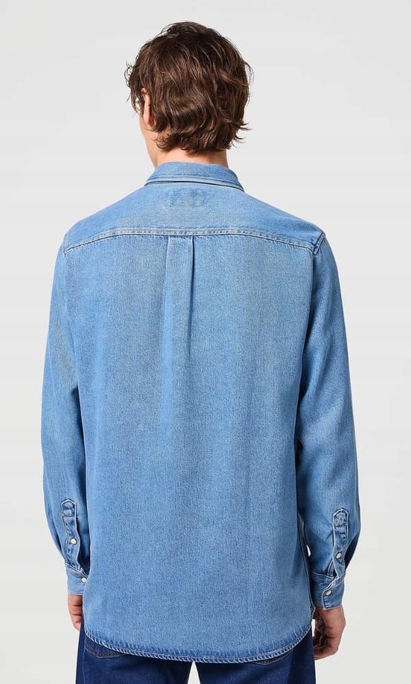 Wrangler skjorte med 1 lomme, lys stenblå denimskjorte, regular M