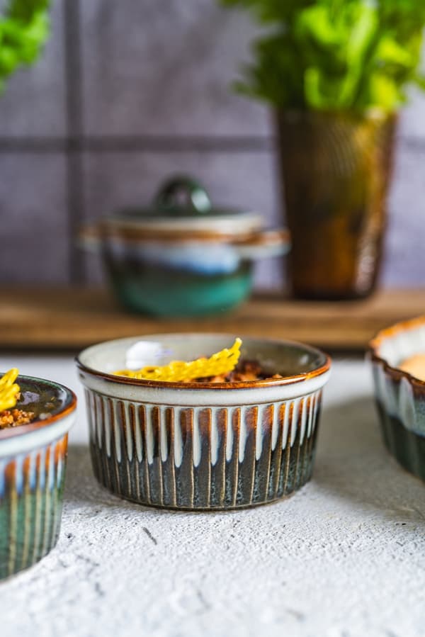 KERAMISKE CREME BRÛLÉE FORME 10 cm BAGE- OG SERVERINGSOMBRÉER