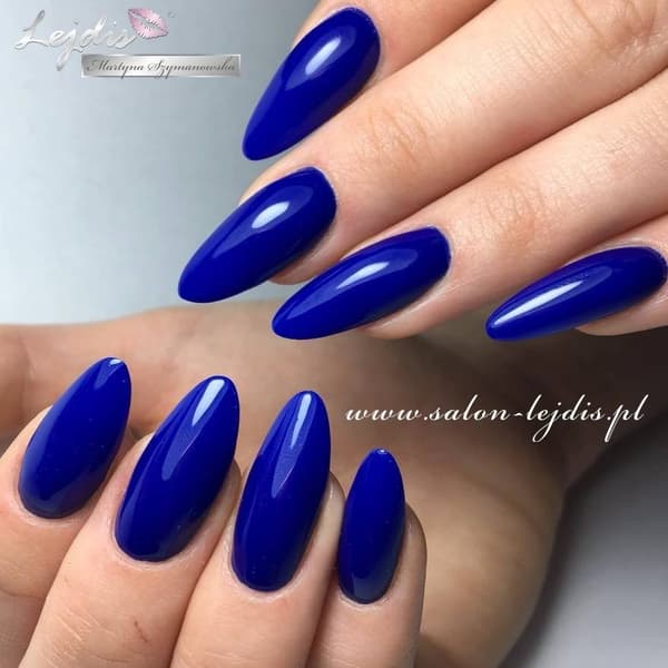 #032 NaiLac Hybrid -kynsilakka 7ml