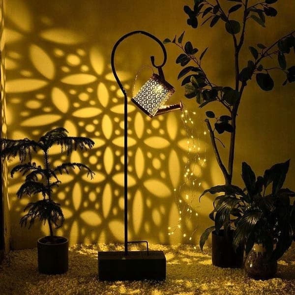 Solcellehavelampe med LED-vandkande