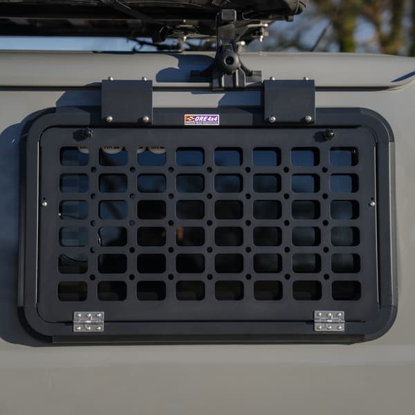 Sidebord monteret på vinduet JB74