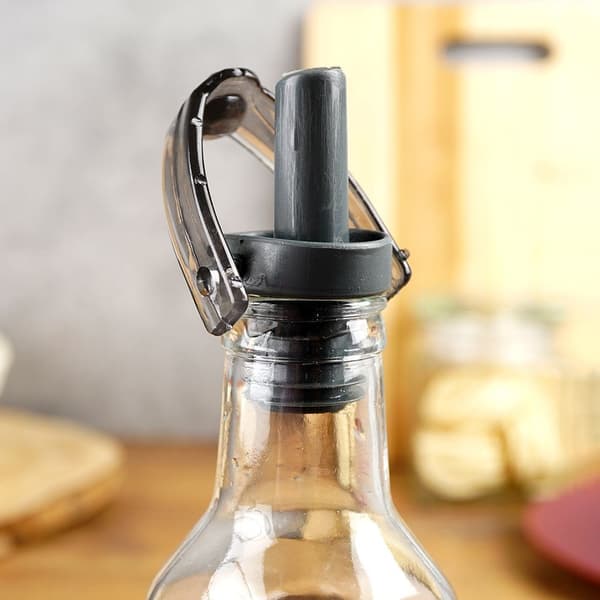 Lasinen pullo öljyä ja etikkaa varten pumppu 250 ml