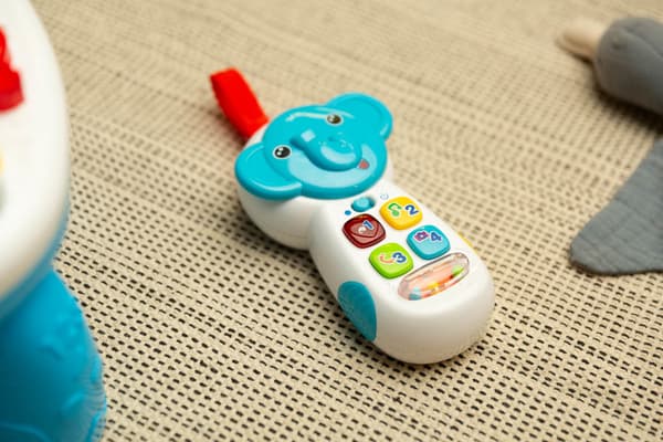Pedagogisk leksak - Elefanttelefon