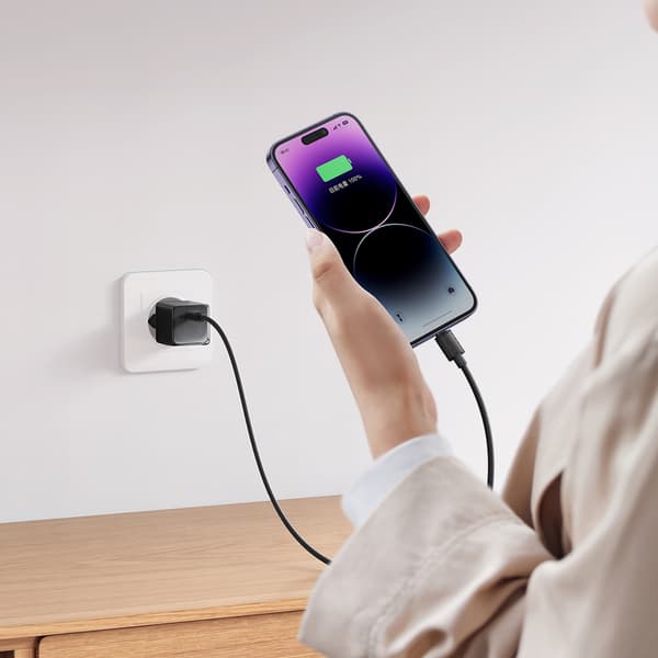 MCDODO SNABBLADDARE USB-C 20W USB TYP C FÖR IPHONE 13 14 15 PRO