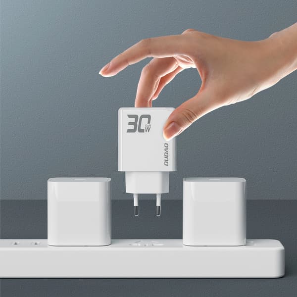 Dudao A30EUT 30W GaN Väggladdare USB-A / USB-C + USB-C - USB-C Kabel - Vit
