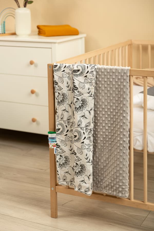 LÄTT MINKY-FILT 75x100 GRÅ FOLK