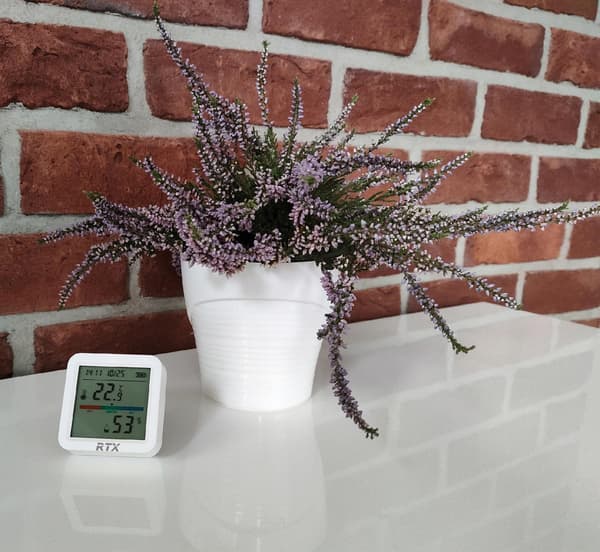 Tuya LCD WiFi temperatur- og fugtighedssensor