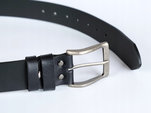 Vilda Jeans bred läderrem dam svart 100cm slät läder present