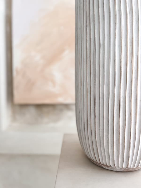 Skulpterad vase WABI SABI