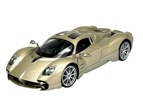 WELLY PAGANI UTOPIA GULD 1:24 24134