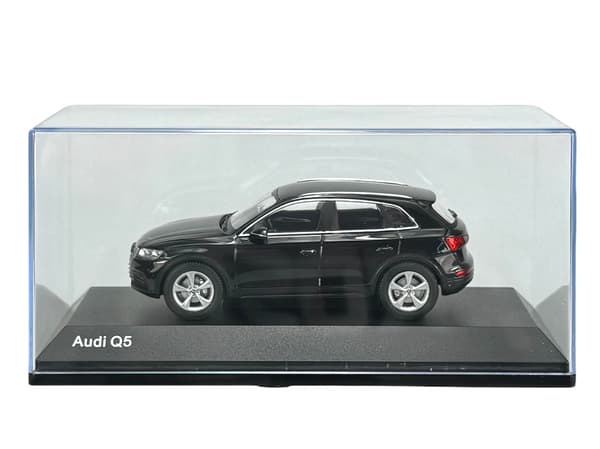 FORHANDLERMODEL AUDI Q5 MYTH SORT 1:43 501.16.056.33