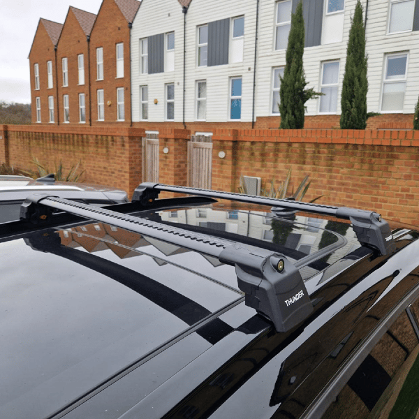 Thunder GENESIS GV70 (JK1) 2022 kattoteline - integroitu kaide