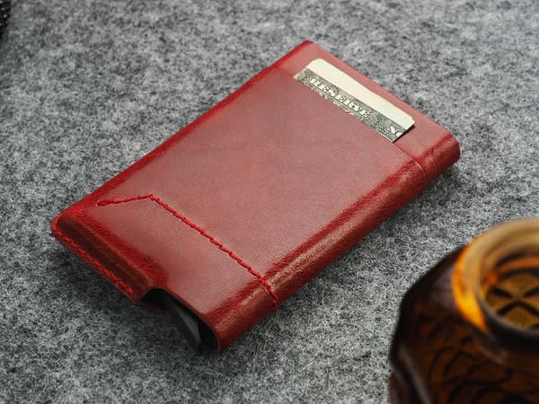 GOBI-lompakko kasviparkitusta nahasta, Nomad Red