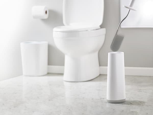 Joseph Joseph Flex minimalistisk stängd toalettborste
