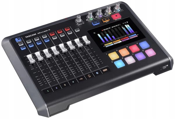 Tascam Mixcast 4 - Mixer för poddinspelning