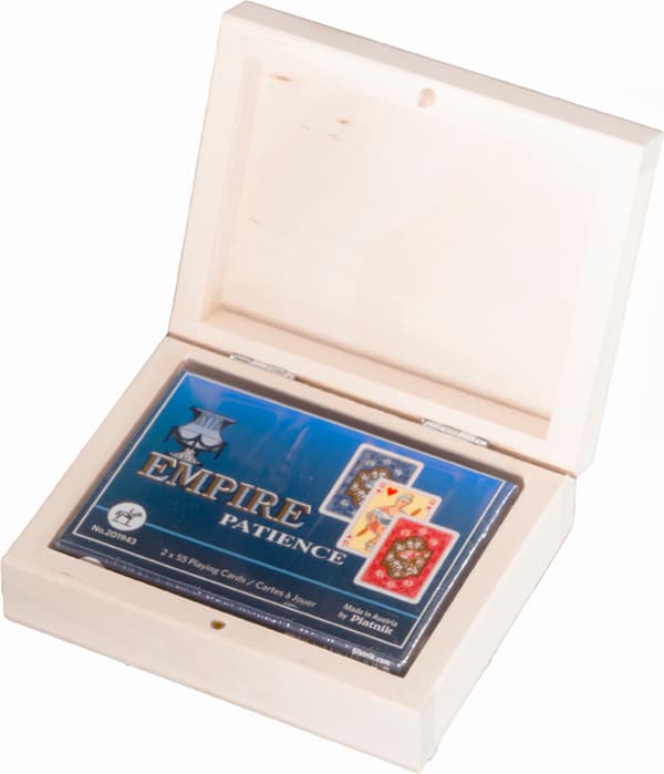 PIATNIK SOLITAIRE EMPIRE -pelikortit puulaatikossa