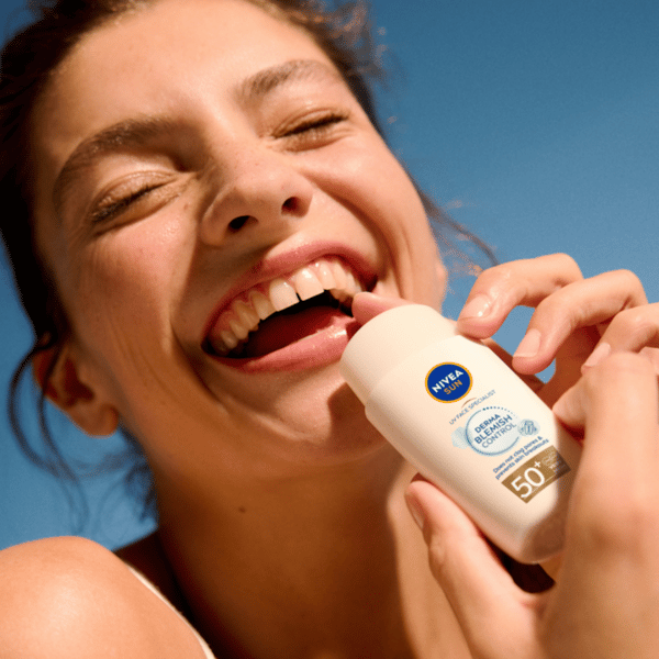 NIVEA SUN Skyddande ansiktskräm Derma Skin Clear SPF50+ 40ml