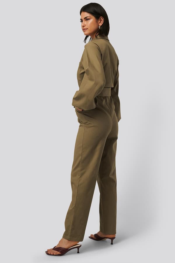 NA-KD khaki klassisk jumpsuit til kvinder 36 3_X