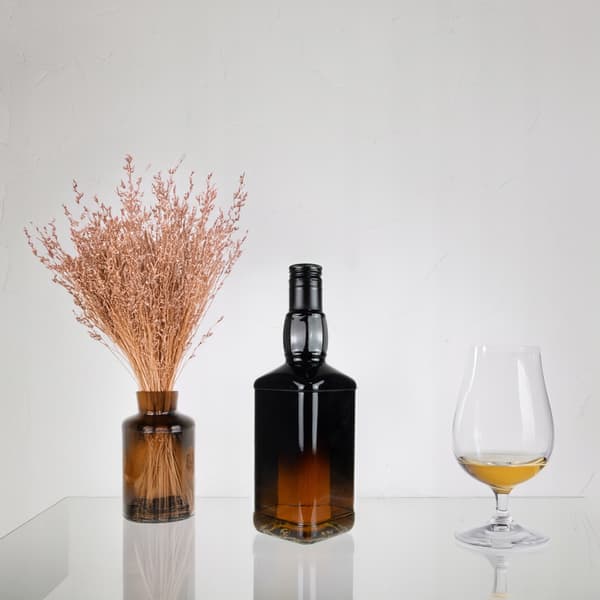 DANIELS 500ml OMBRE glasflaske, sort og transparent, til whisky og vodka