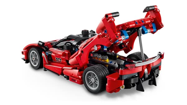 LEGO Technic 42212 Ferrari FXX K, 897 bitar
