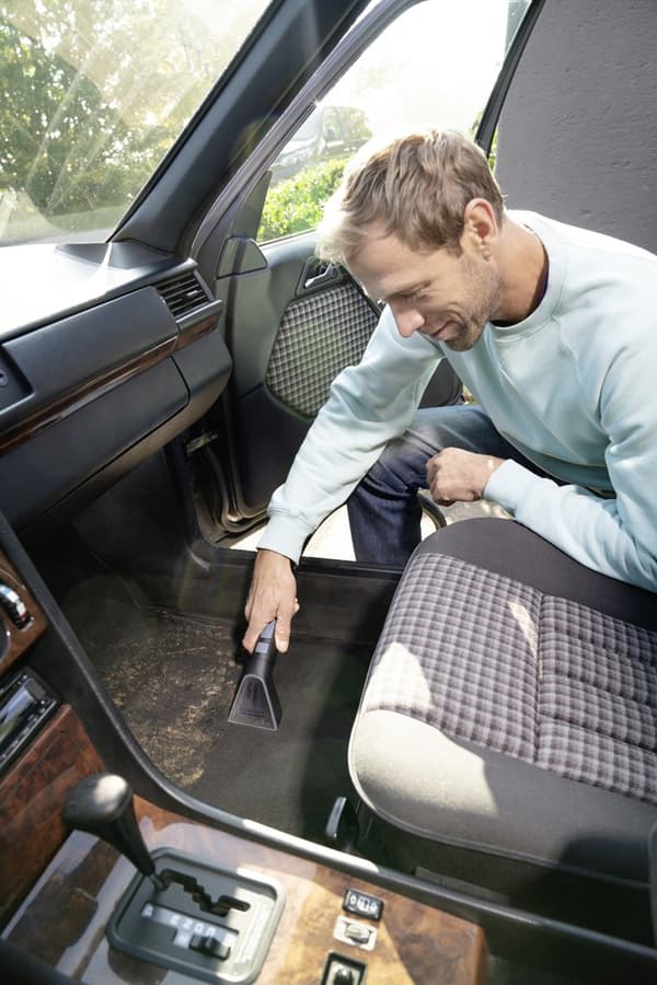 Trådløs vaskestøvsuger KARCHER SE 3-18 Compact Sæt