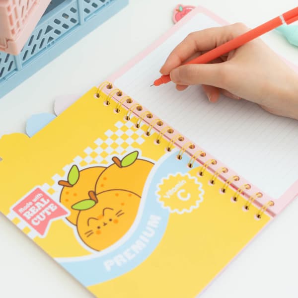Pusheen - A5 notesbog / Notesbog fra Fruits-kollektionen