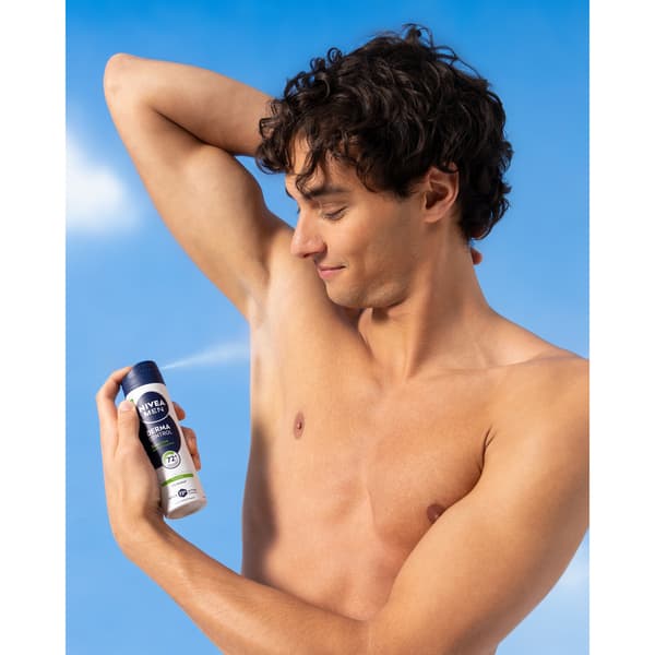 099712 NIVEA MEN Derma Control Sensitive Antiperspirant Spray 150ml