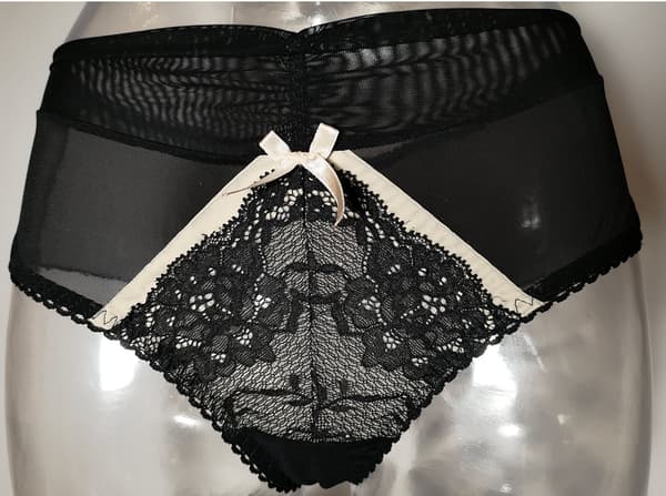 Fiori thong shorts mønster L