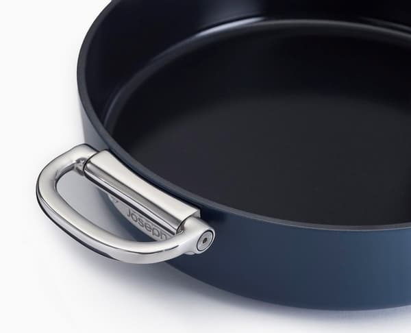 Sæt med 2 stegepander med foldbare håndtag Space Joseph Joseph induktion