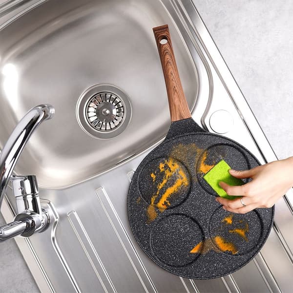 Granitpande til æg 4 huller BLACK&WOOD 26 cm