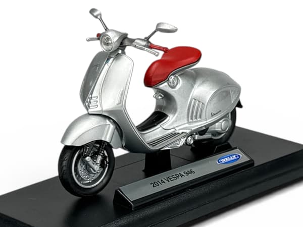 WELLY VESPA 946 1:18 12849