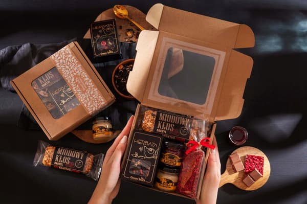 Gavesæt te honning hindbærmarmelade chokolade honningbar