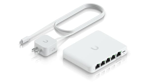 Switch Ubiquiti USW-Flex-2.5G-5 5p Administreret