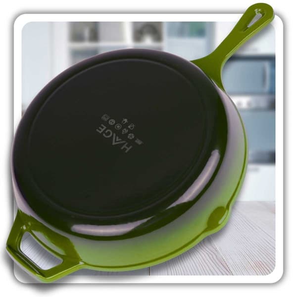 EMALJERAD GJUTJÄRNSPANNA 26CM HAGE OLIVE