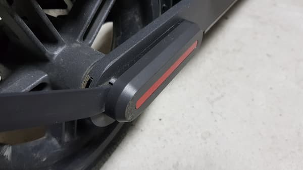 Stiv aluminiumsskærmbeslag til Xiaomi-scootere, sort