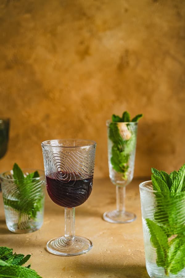 VINGLAS MED ARBRE TRÄSKIVMÖNSTER, TRANSPARENT GLAS