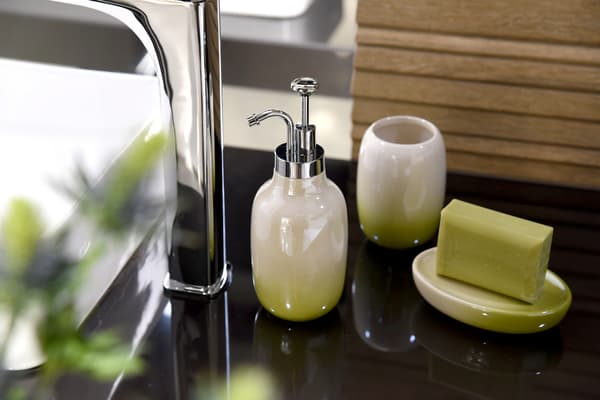 Sæbedispenser 300 ml AWD INTERIOR Fiore 1377 hvid perlegrøn keramik