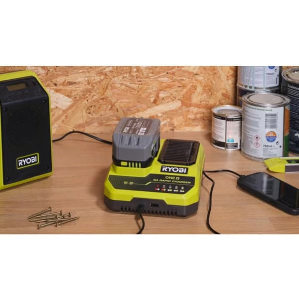 RYOBI ONE+ RC18180 oplader