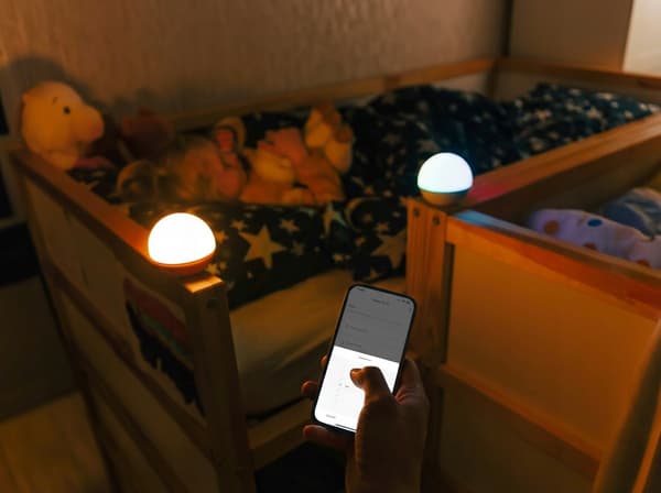 Olight Obulb Pro S blå lampe 240 lm 156 timer 1650 mAh